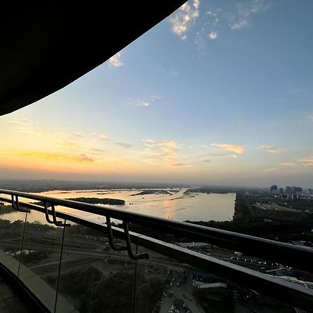 Cloud Stay@41St Floor Noida Bagian luar foto