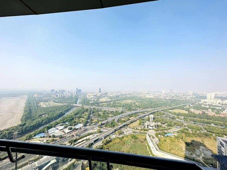 Cloud Stay@41St Floor Noida Bagian luar foto