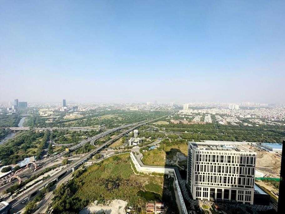 Cloud Stay@41St Floor Noida Bagian luar foto