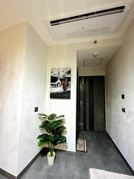Cloud Stay@41St Floor Noida Bagian luar foto