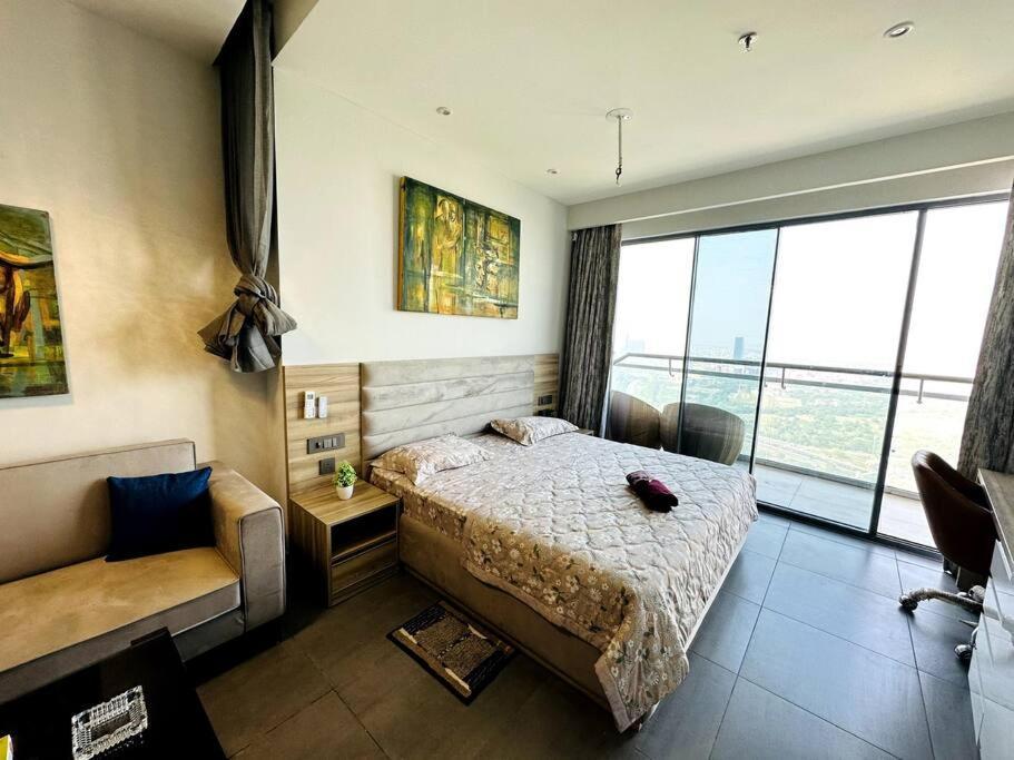 Cloud Stay@41St Floor Noida Bagian luar foto