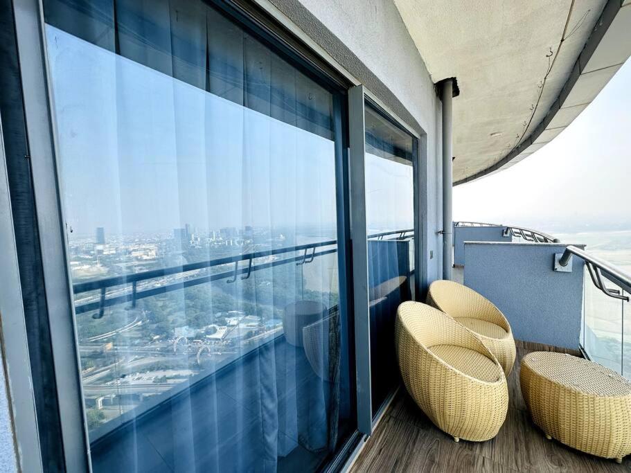 Cloud Stay@41St Floor Noida Bagian luar foto