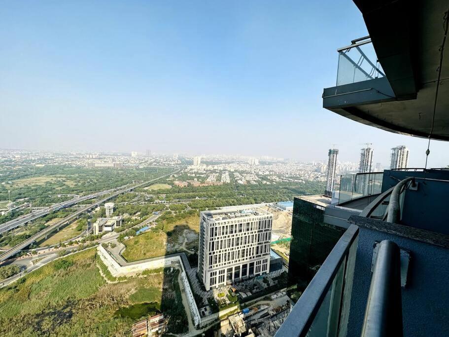 Cloud Stay@41St Floor Noida Bagian luar foto