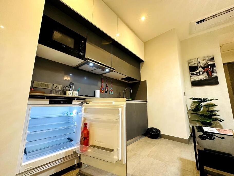 Cloud Stay@41St Floor Noida Bagian luar foto